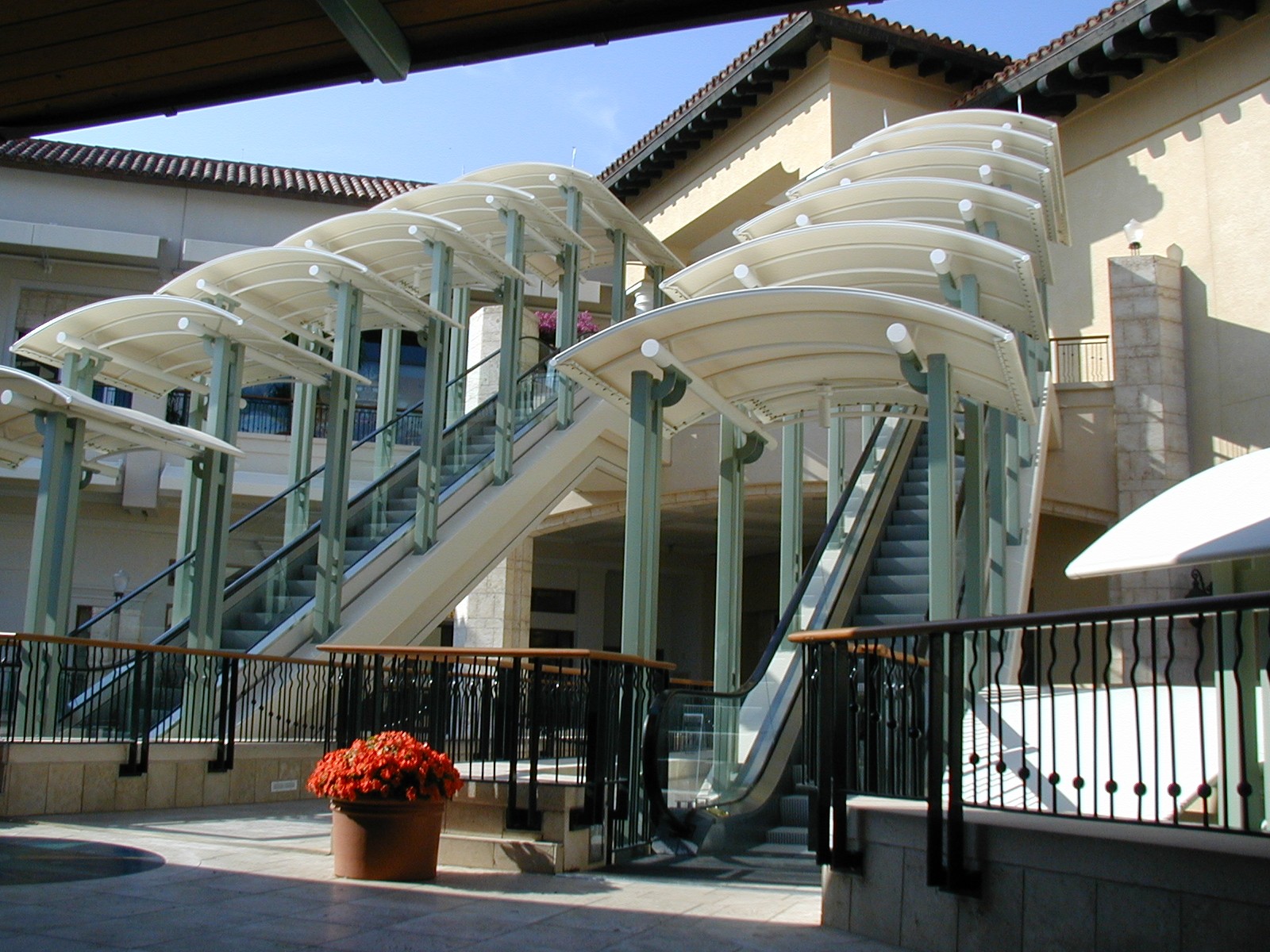 village-of-merrick-park-escalator-canopies
