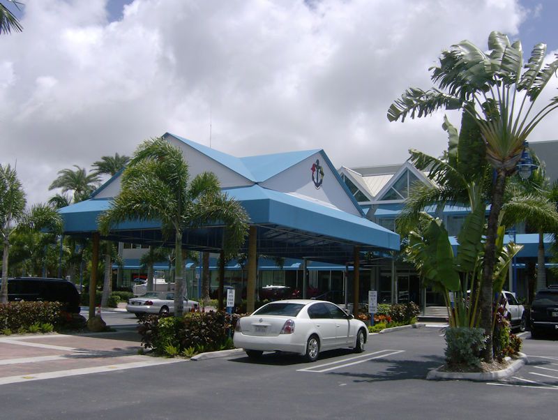 custom-marina-commercial-canopies-miami-awning