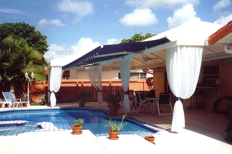 retractable-awning