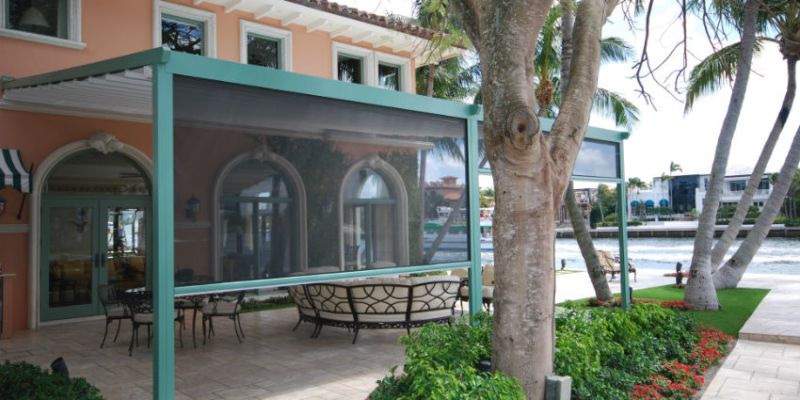 Corradi-iridium-retractable-pergola