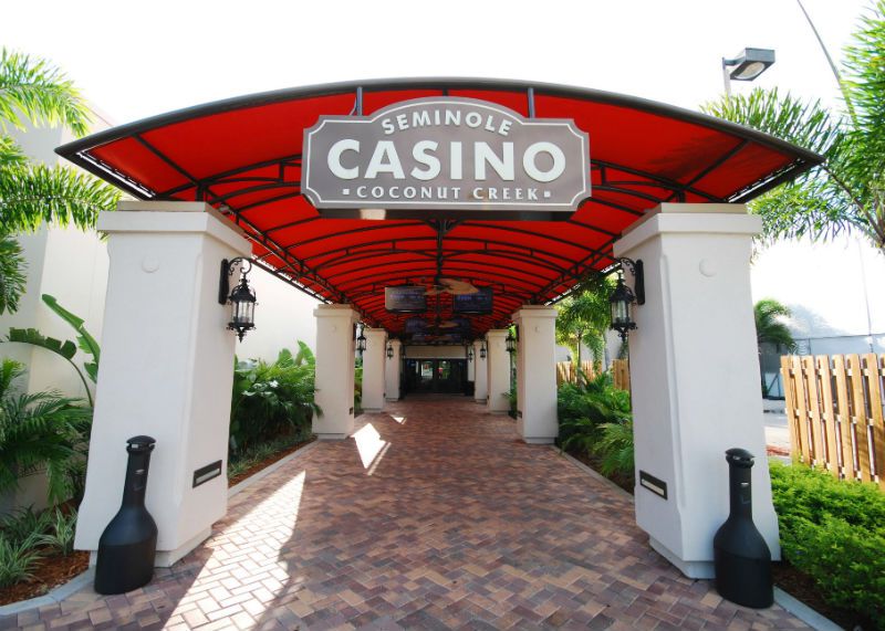 Awning Canopy for walkway – Seminole Gaming (1)