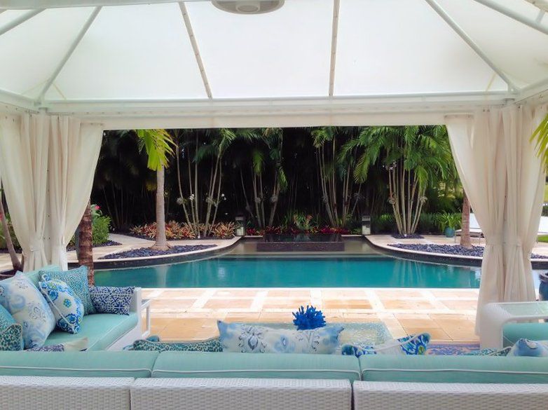 custom-pool-cabana