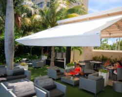 Retractable Awnings - Kaluz Restaurant - Ft. Lauderdale, FL kaluz-restaurant-retractable-awnings-miami-awning